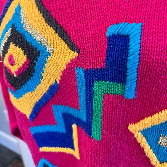 Vintage Petite Sophisticate Retro Pattern Sweater - Picture 6 of 10